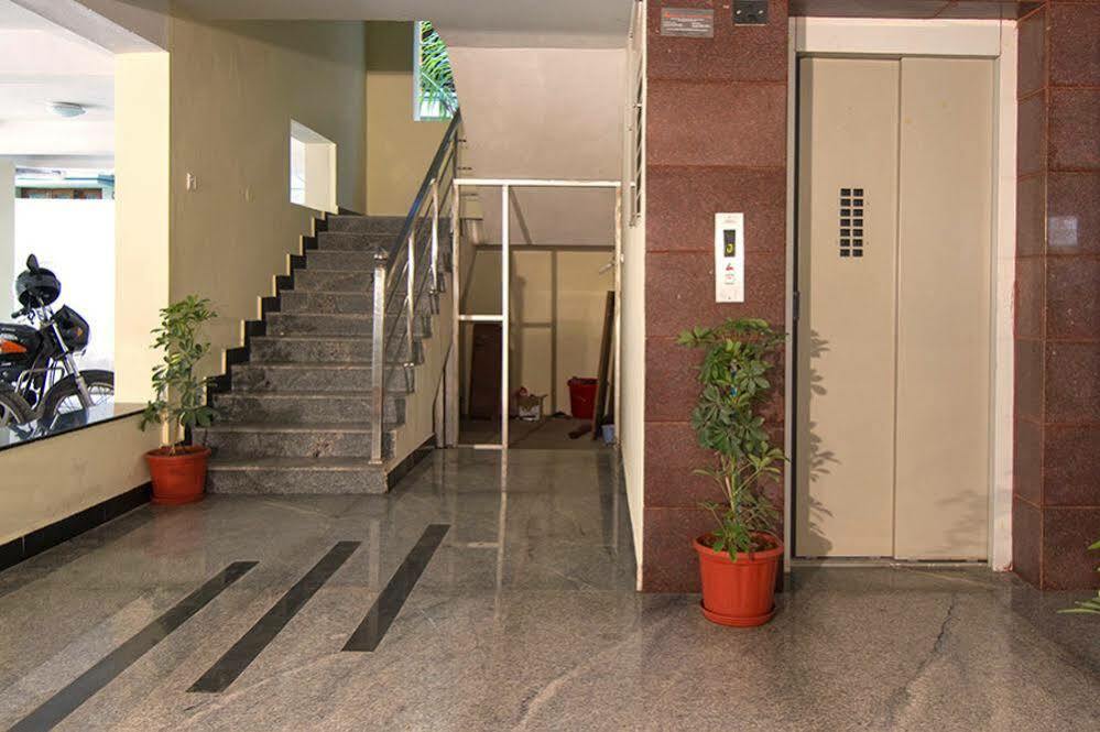 Phoenix Hospitality Services Madrás Exterior foto